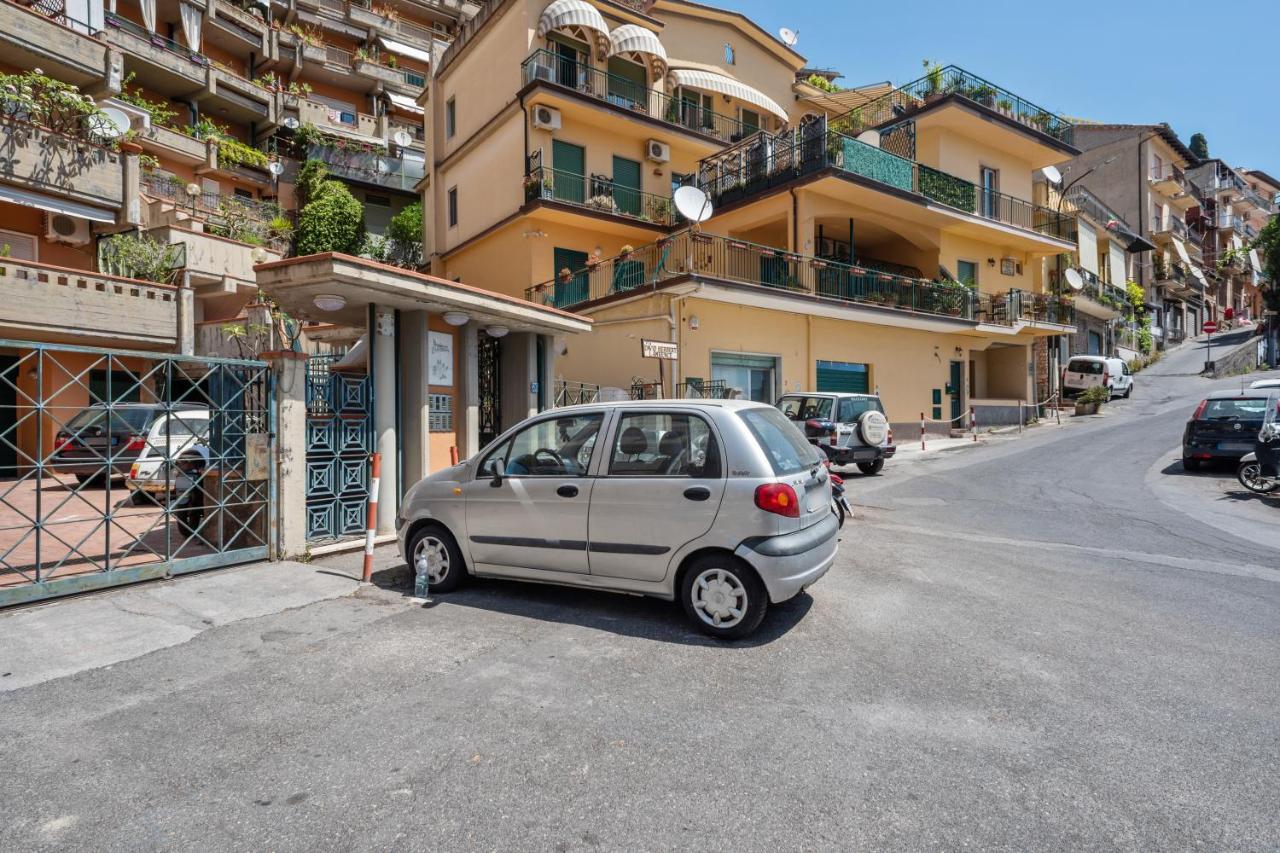 Taormina Comfortable Apartment With Terrace Zewnętrze zdjęcie